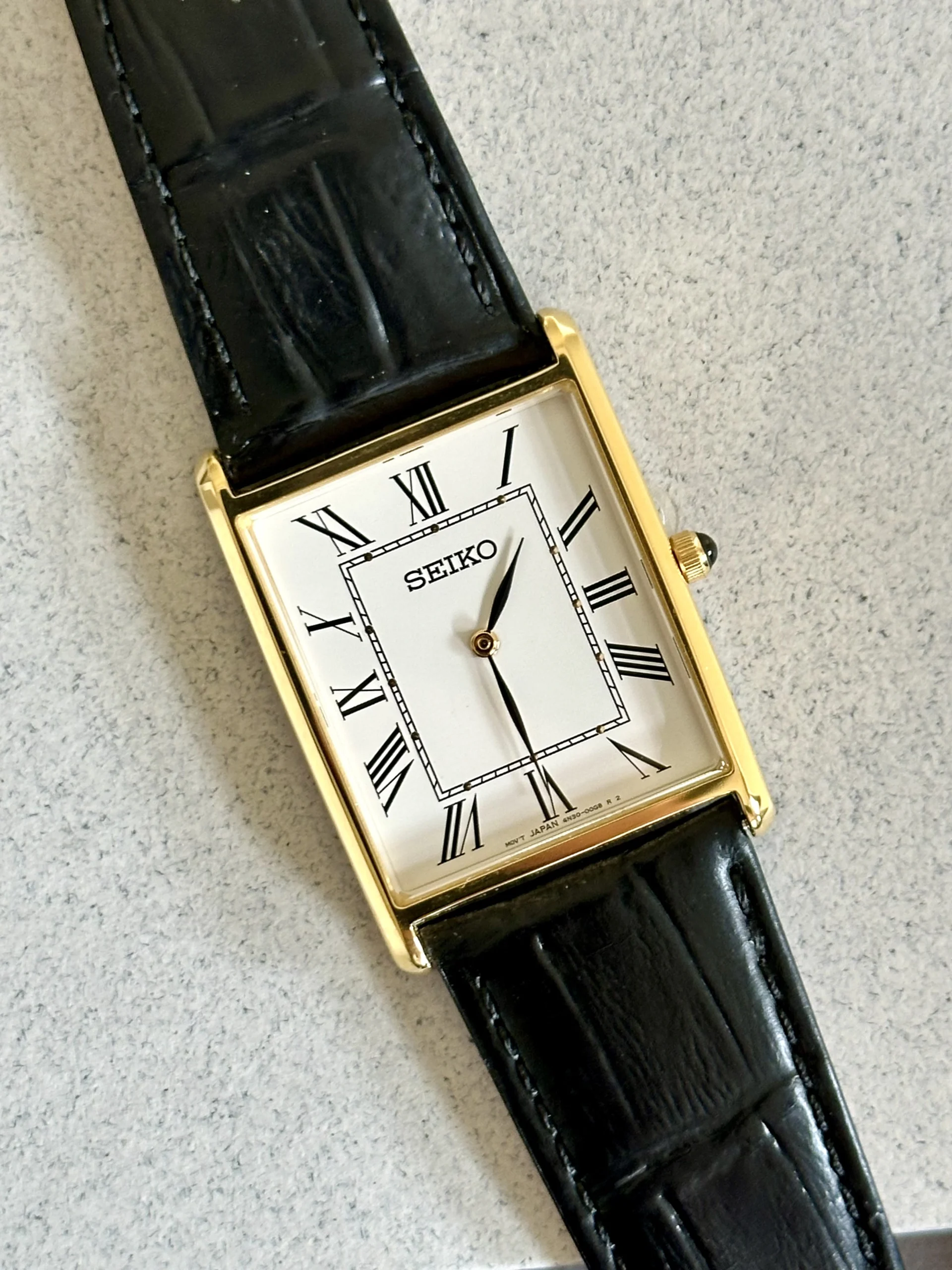 Seiko Tank Gold PVD Quartz Men SWR052