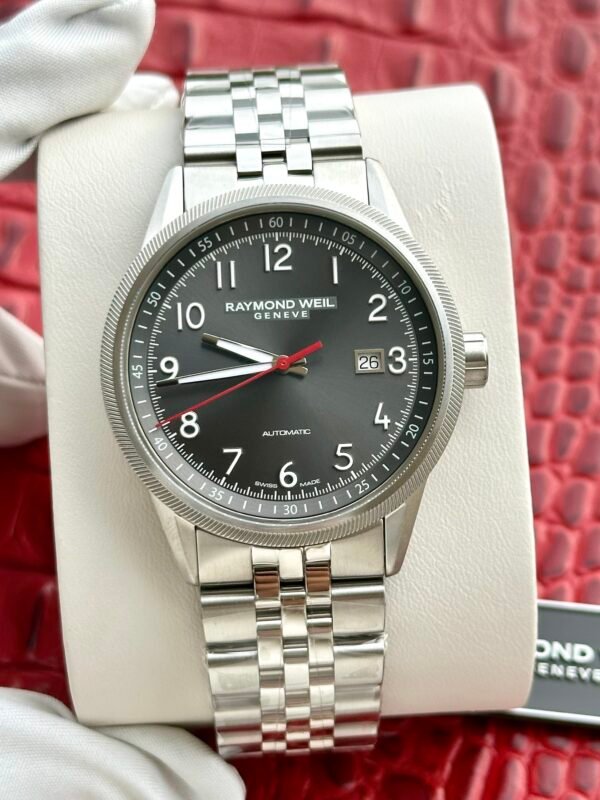 Raymond Weil Freelancer Automatic 2734-ST-05600 42.5mm