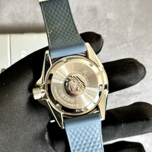 Seiko Dark Manta Ray King Samurai SRPF79 43.8mm - Image 4