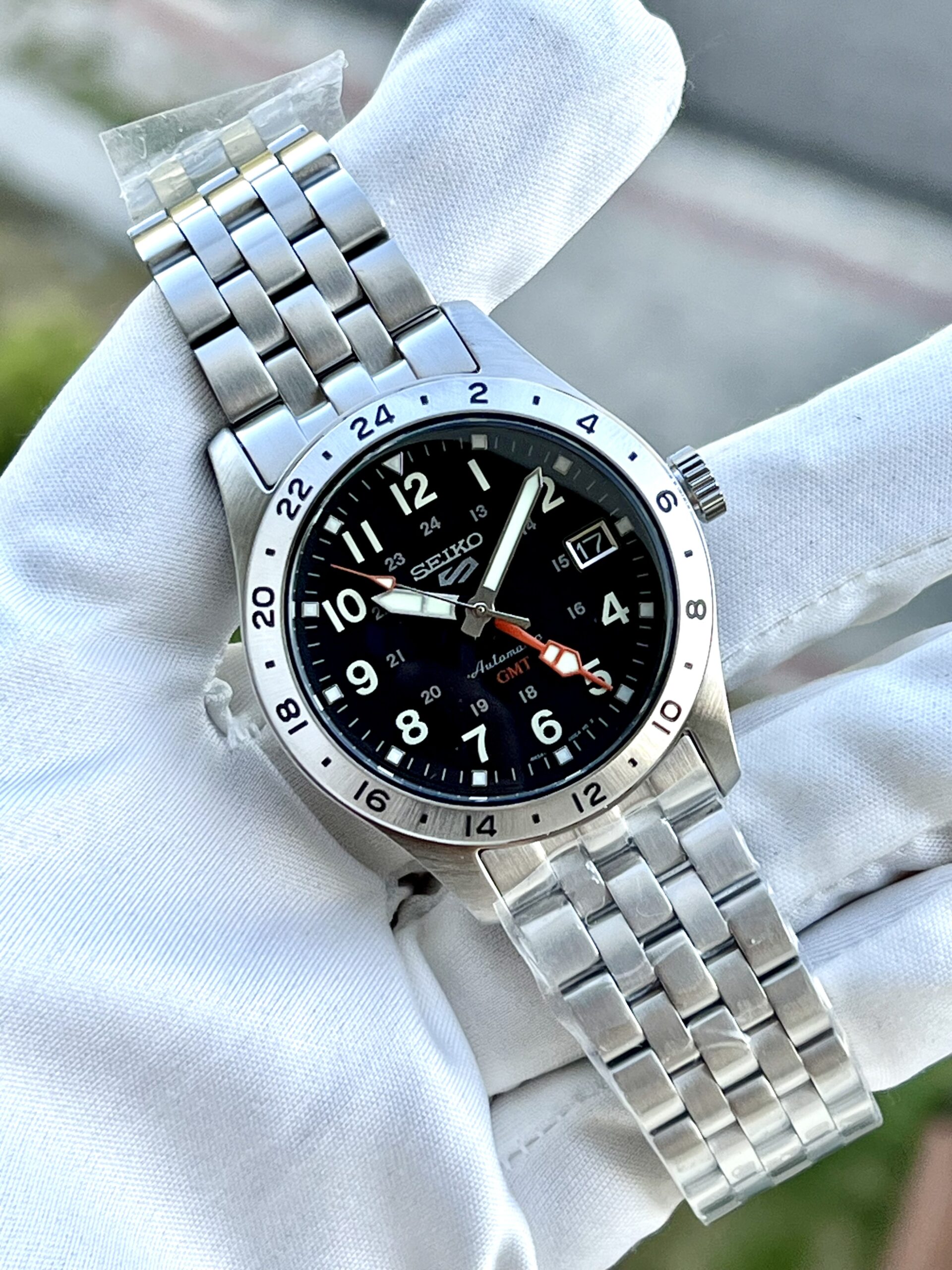 Seiko-Field-GMT-Automatic-SSK023-39.4mm-img