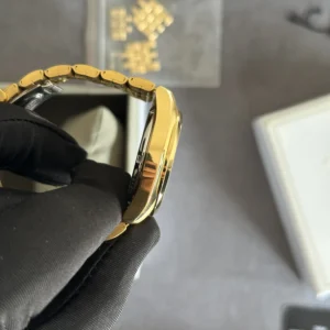 Seiko 5 Automatic Full Golden Watch SNK366 37mm - Image 3