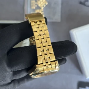 Seiko 5 Automatic Full Golden Watch SNK366 37mm - Image 6