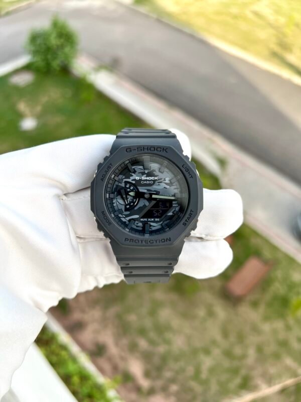 Casio Gshock Analog-Digital GA-2100CA-8A 45.4mm