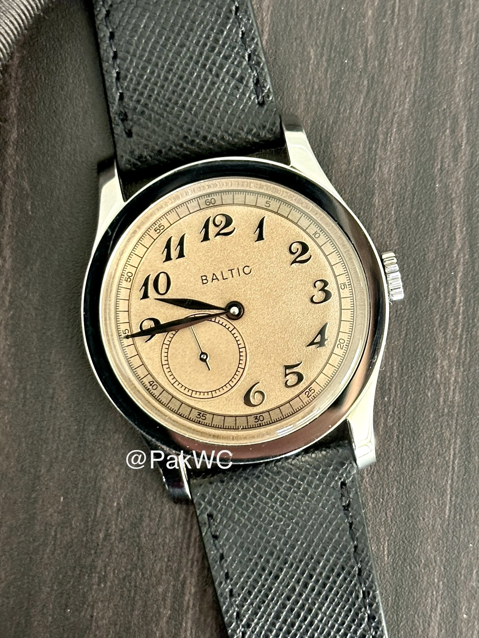 Baltic MR01 Classic Salmon Dial Automatic Men 36mm