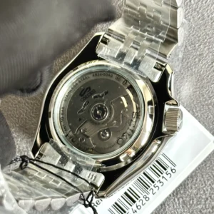 Seiko 5 Sports GMT Green Automatic SSK035K1 42.5mm - Image 6