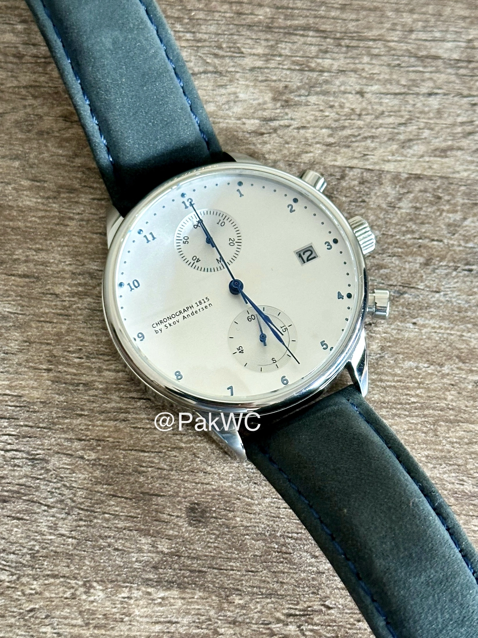 About Vintage 1815 Quartz Chronograph Men 41mm