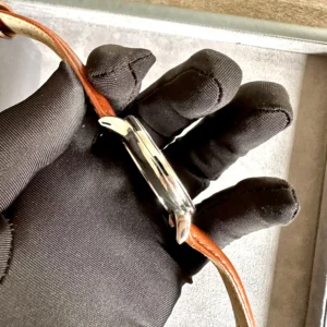 About Vintage 1969 Quartz Blue Dial Men 39mm - Image 4