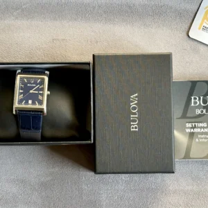 Bulova Classic Tank Quartz Men 96B442 29mm - Image 6