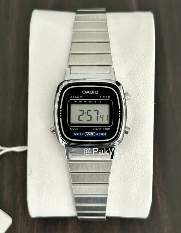 Casio Classic Vintage Digital Ladies LA670WA-1