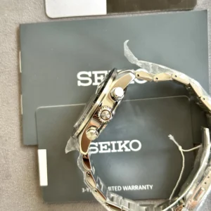 Seiko Solar Speedtimer Panda Dial Men SSC911 41.4mm - Image 2