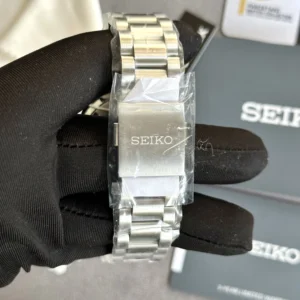 Seiko Solar Speedtimer Panda Dial Men SSC911 41.4mm - Image 3