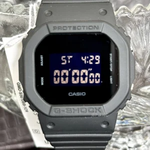 Casio Gshock Digital Women GMD-S5610BB-1 40.5mm