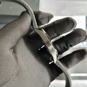 Hamilton Khaki Field Quartz H68401735 40mm - Image 3