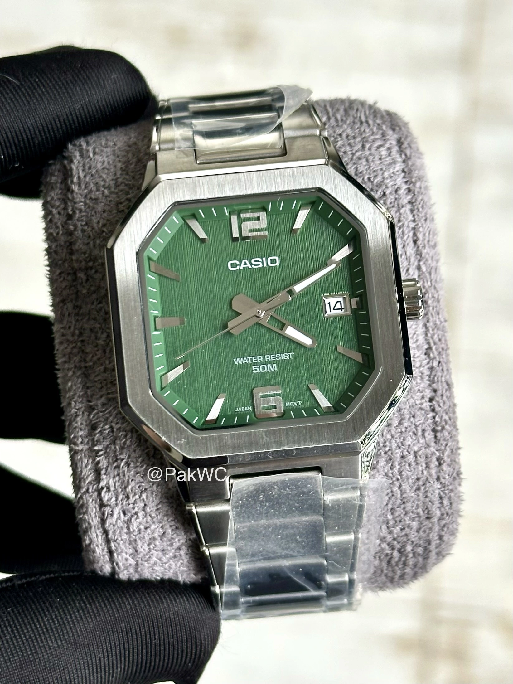 Casio Square Quartz Green Dial Men MTP-B195D-3AV 38mm