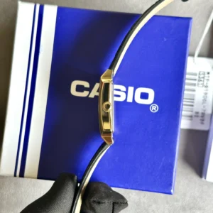 Casio Square Golden Quartz Men MTP-B190GL-7BV 31.5mm - Image 2