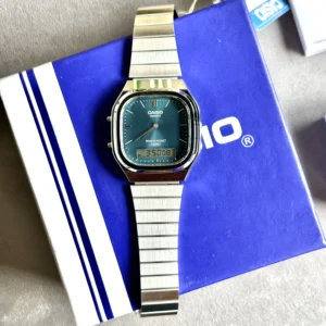 Casio Vintage Square Quartz Men AQ-240E-3A 35.8mm - Image 4