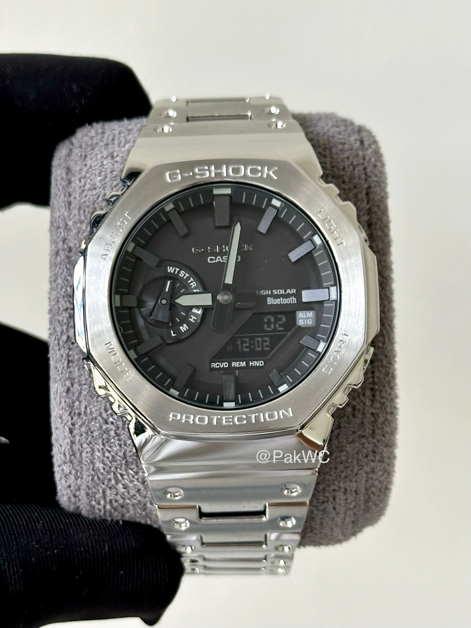 Casio Gshock Full Metal Solar Quartz GM-B2100D-1A 44.4mm