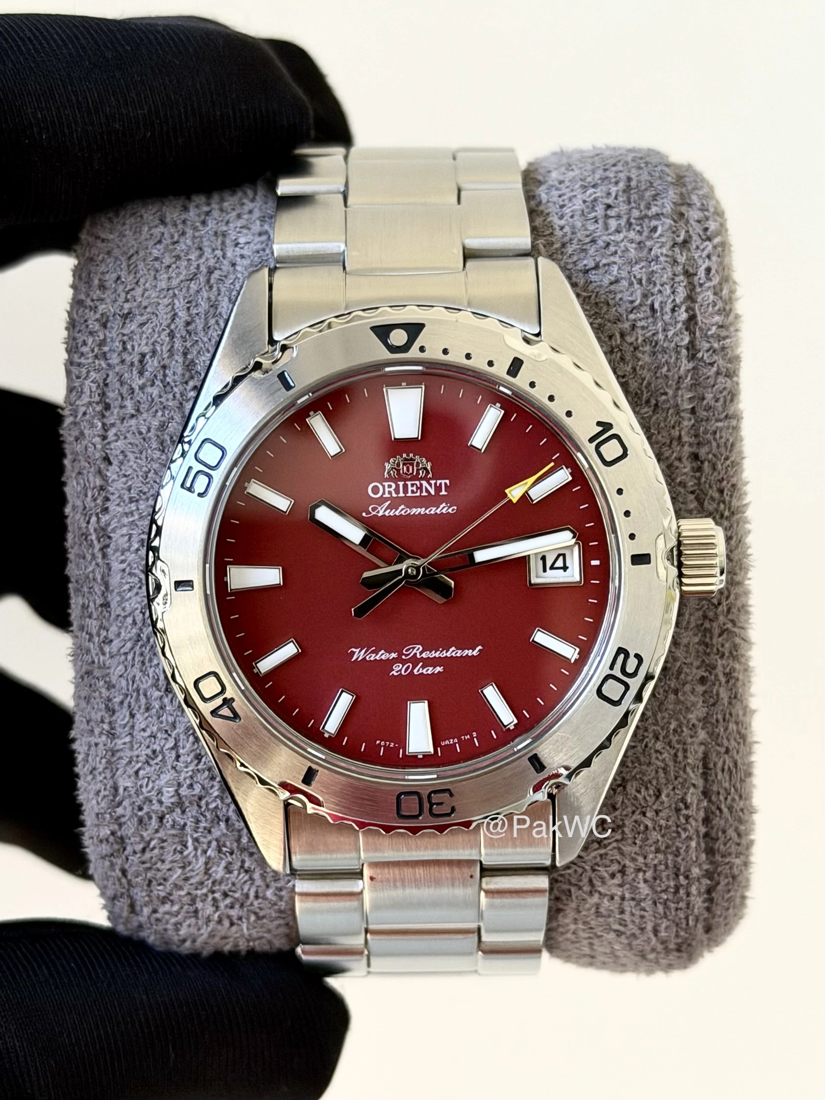 Orient Mako 40 Red Dial Automatic Men RA-AC0Q09R 40mm